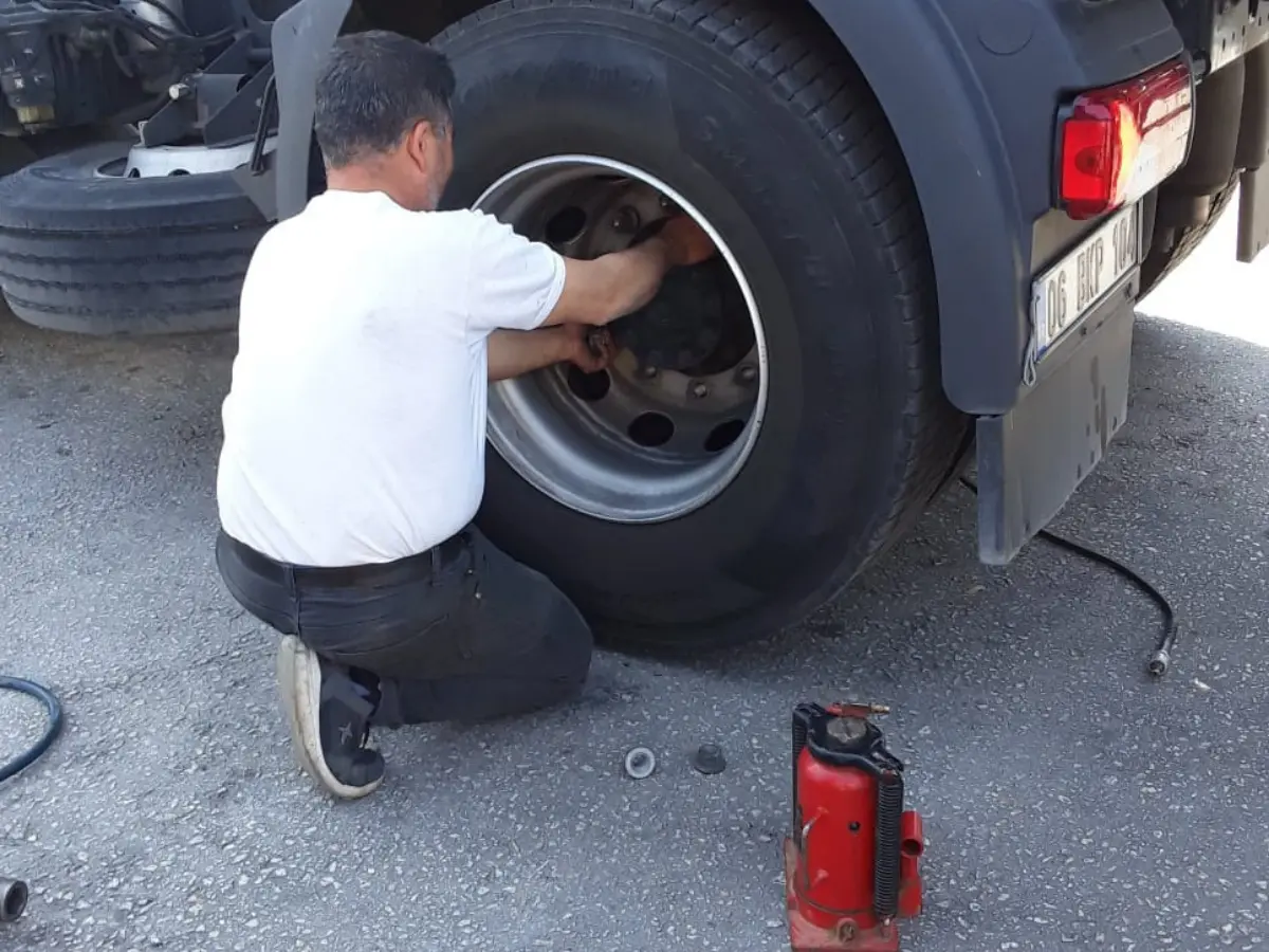 Sahilevleri Oto Lastikçi